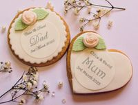 Edible Place Card cookies Round and Heart with Rose